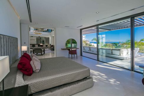 Brand-new-six-bedroom-villa-for-sale-with-sea-and-golf-views-Marbella-West-x5207-low